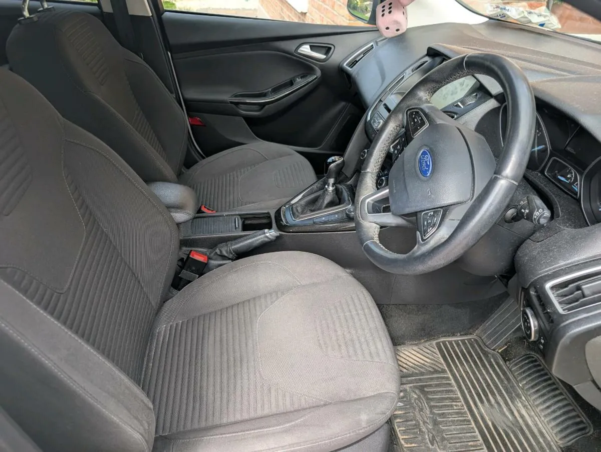 Ford Focus 2016 - Image 2