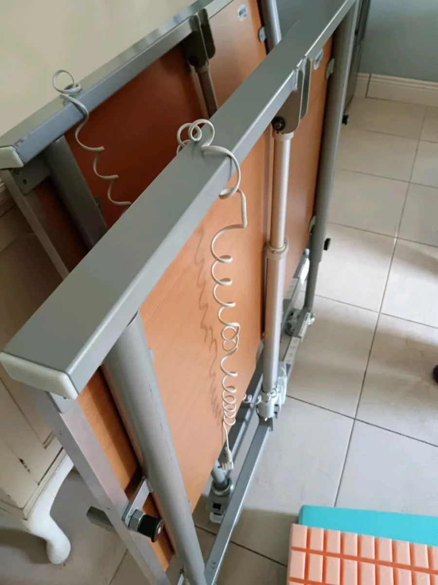 Home care bed - Image 1