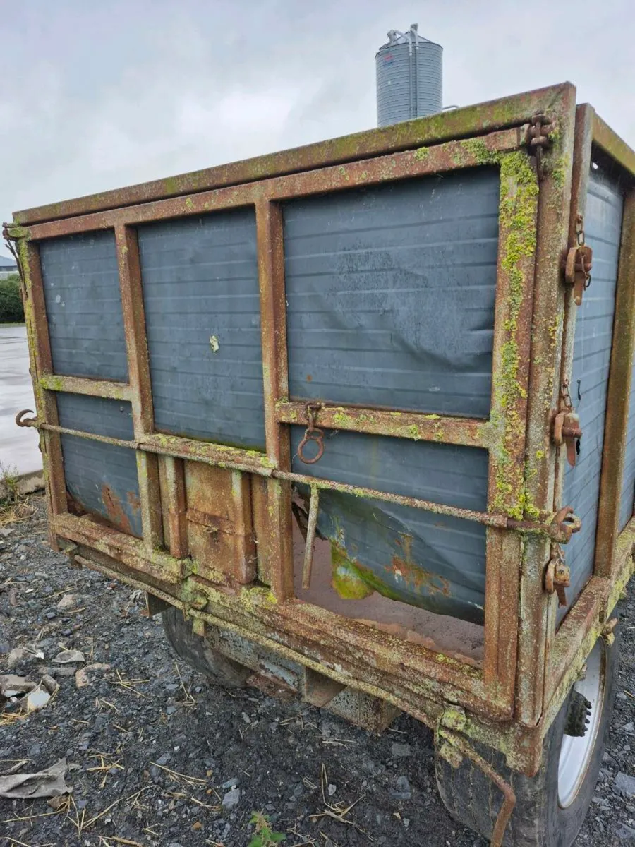 Tipping Trailer - Image 2
