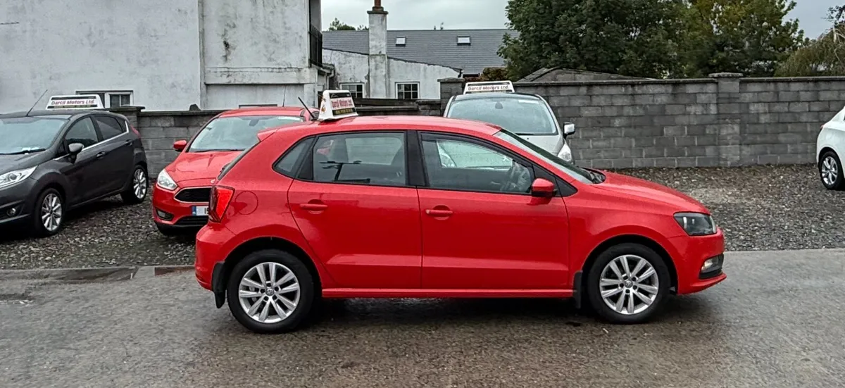16 Volkswagen Polo 1.0 - Image 3