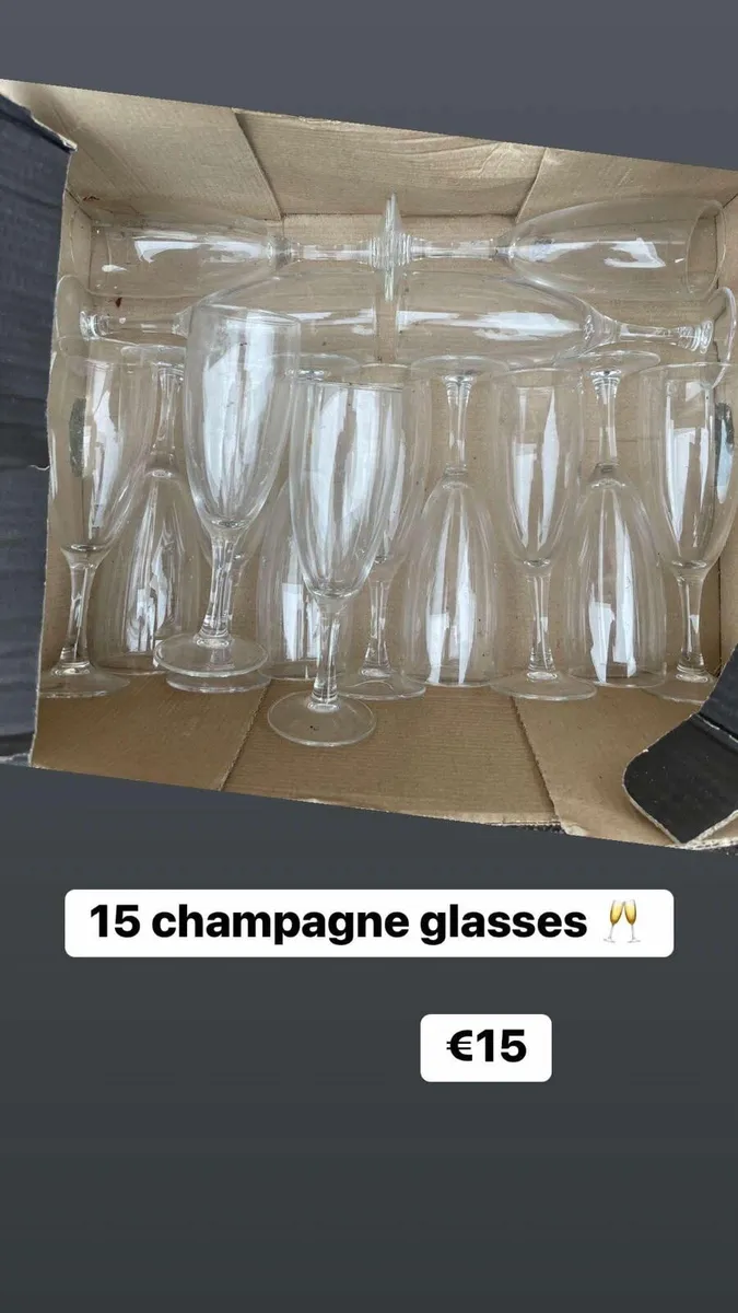 15 champagne glass €15