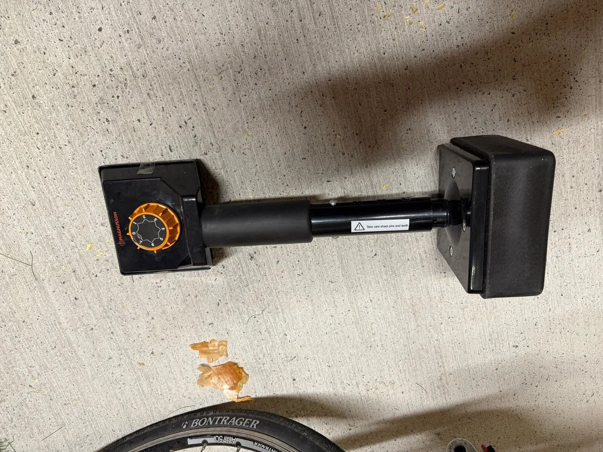 Carpet puller - Image 1