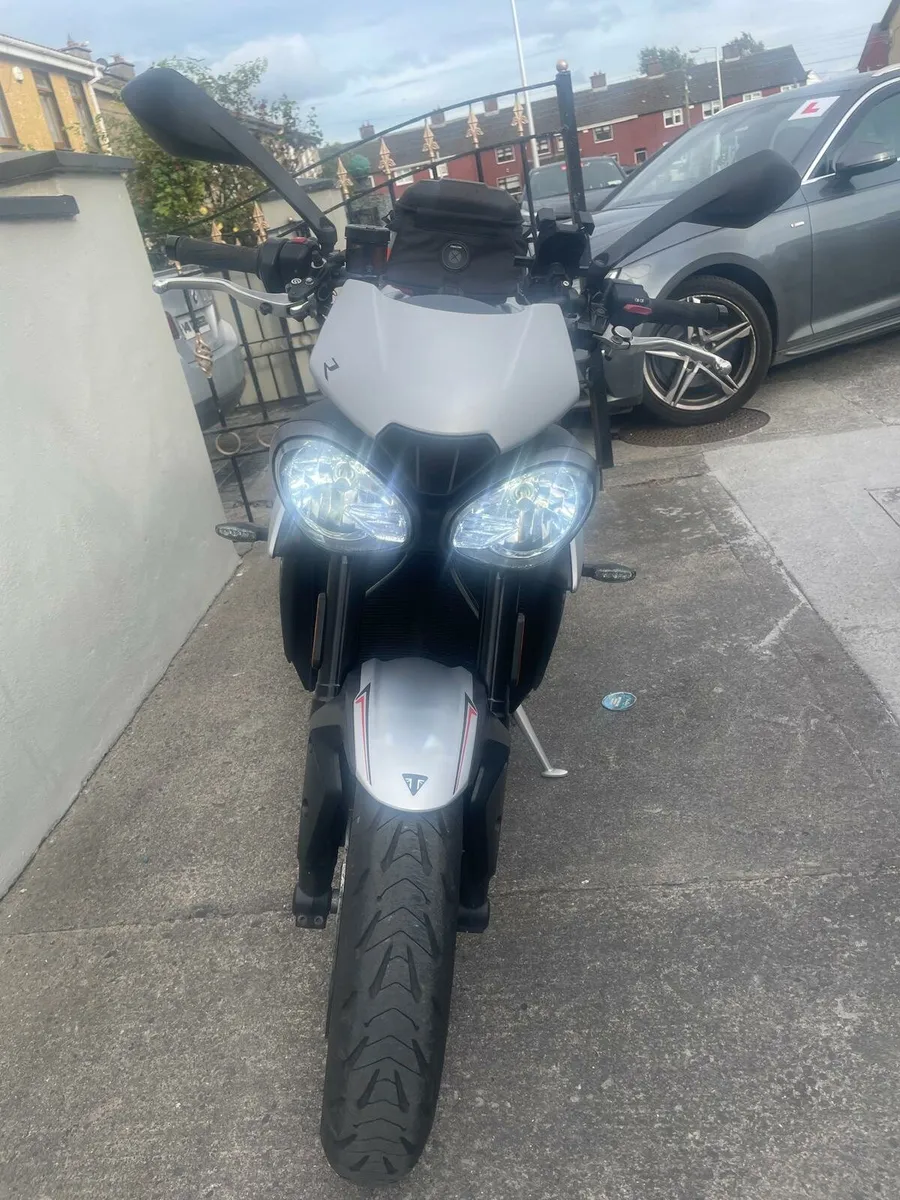 Motorbike - Image 4