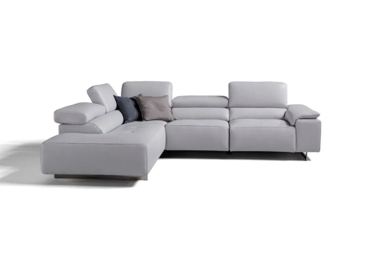 Leather corner sofas ex showroom half price - Image 3