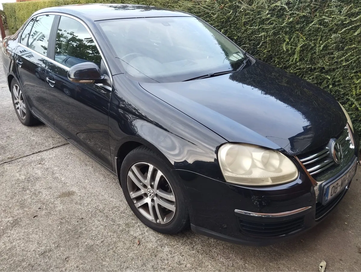 Volkswagen Jetta - Image 4