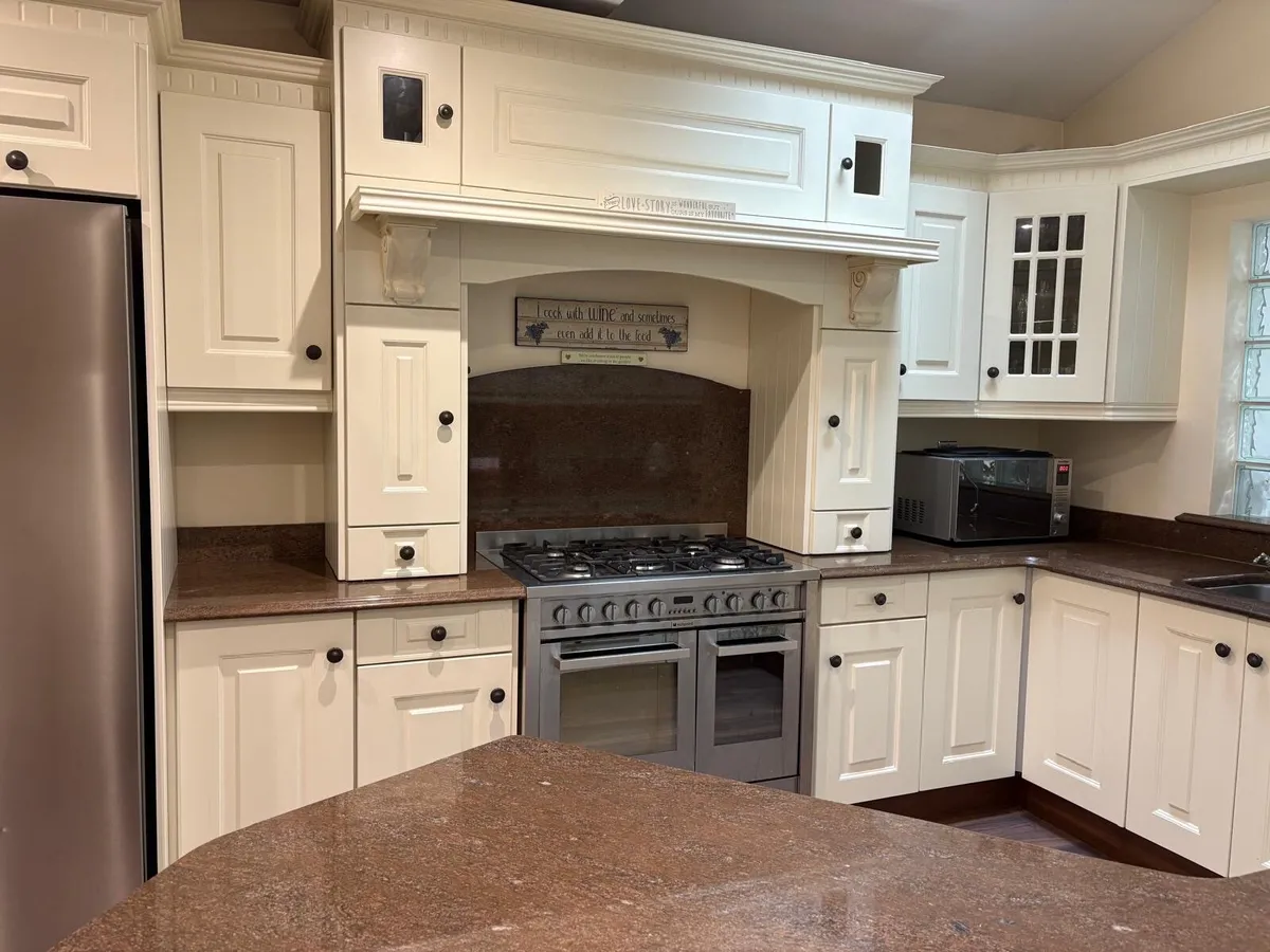 Kitchen - Image 1