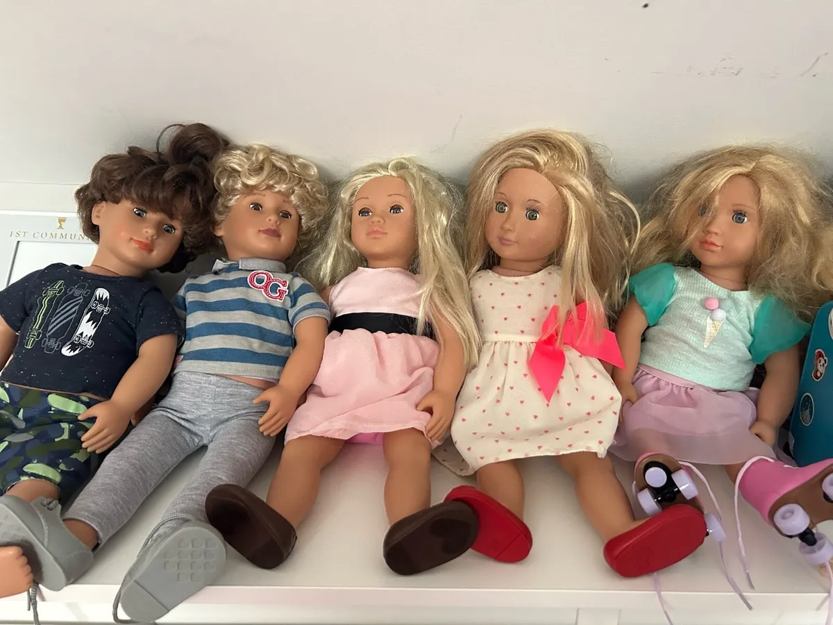 Our Generation dolls and caravan - Image 1