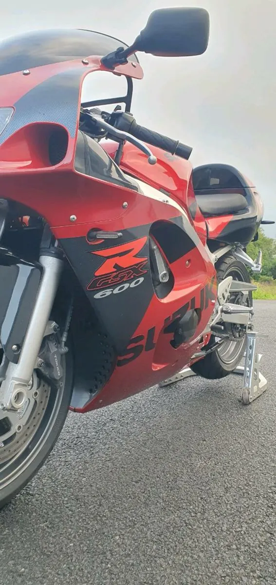 Suzuki GSXR 600 - Image 3