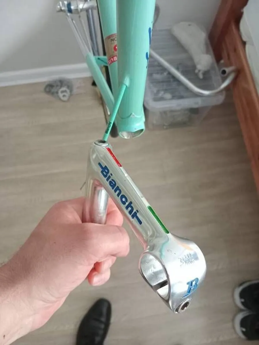 Bianchi Vento 605 56.5.cm (Campagnolo Record 10sp) - Image 3