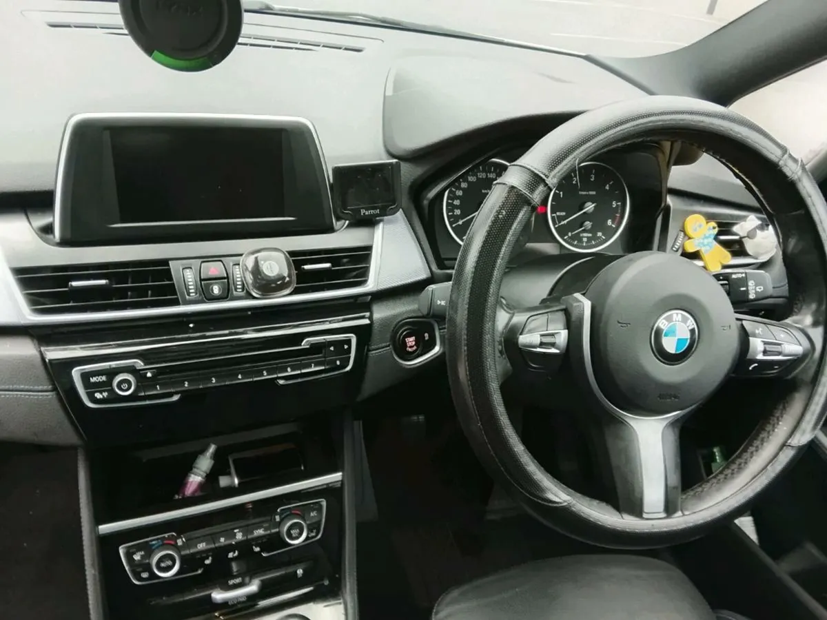 Car - Image 4