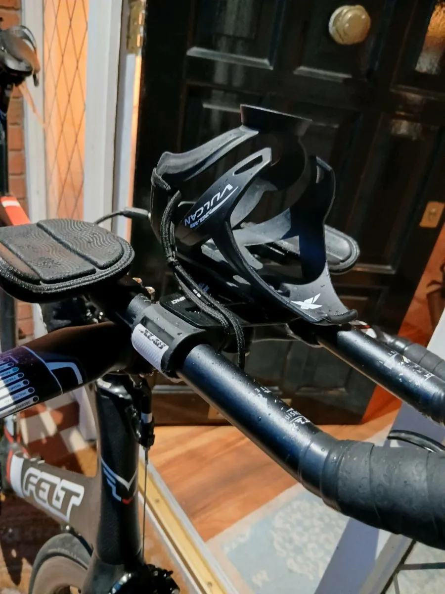 Felt B12 Triathlon/TT bike - Image 2