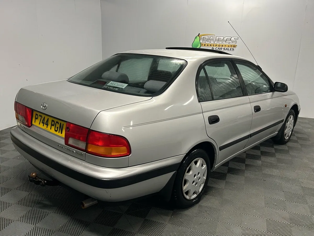 1996 Toyota Carine E GLI - Image 2