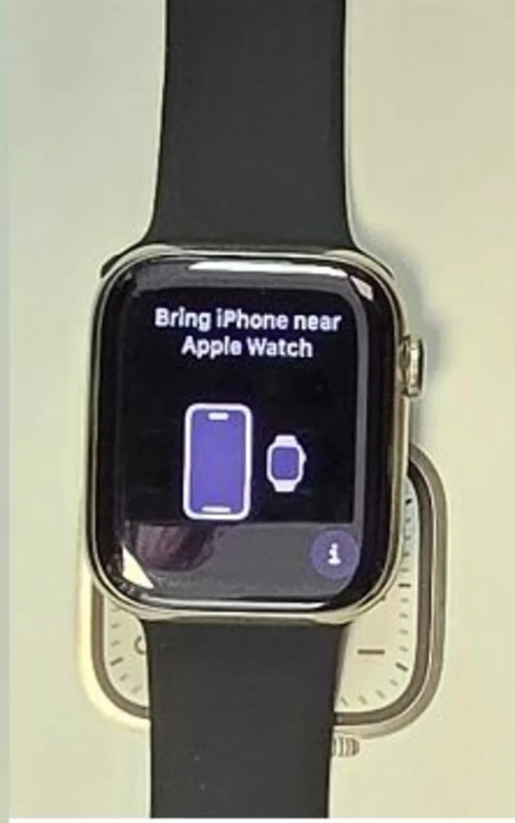 Apple Watch Series 7 – 45mm Titanium CEL - Image 1