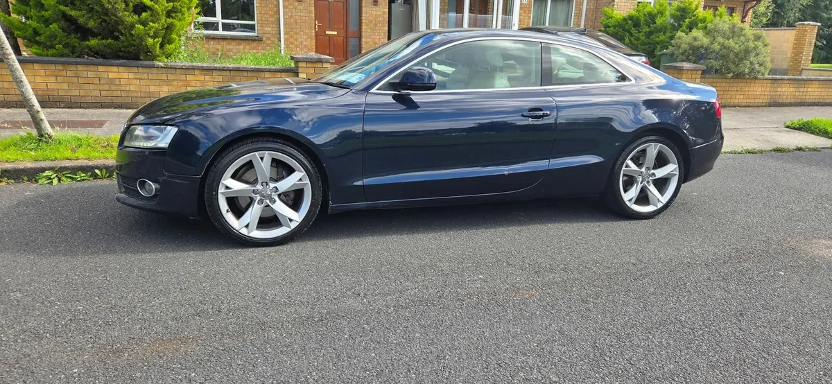 Audi A5 2008 - Image 1
