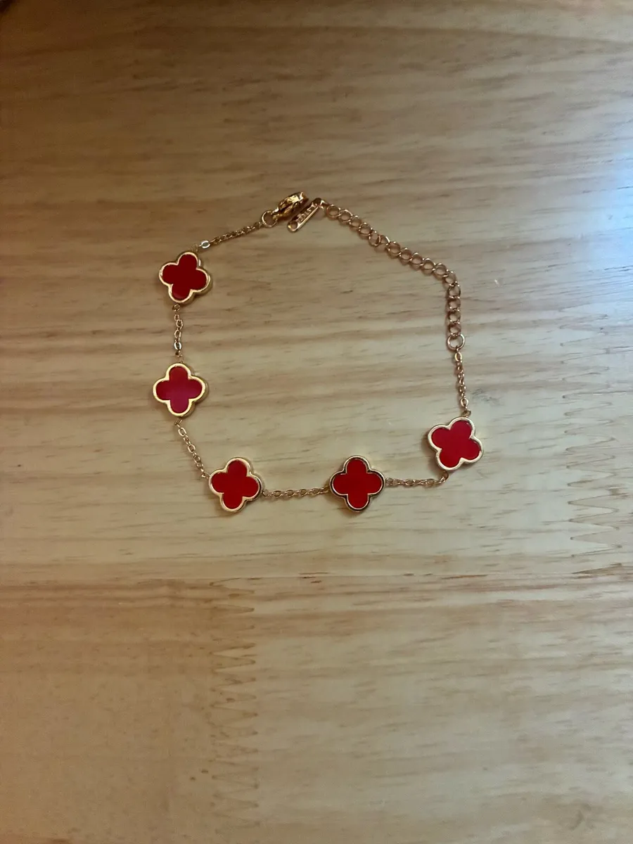 Women’s clover bracelets - Image 3