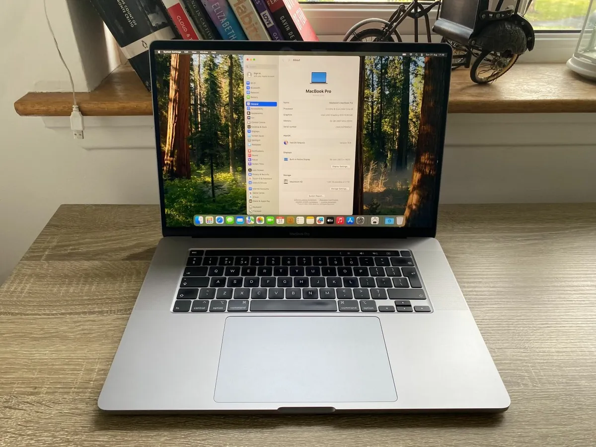Apple MacBook Pro 16inch (2019) i9 | 32GB | 2TB - Image 1