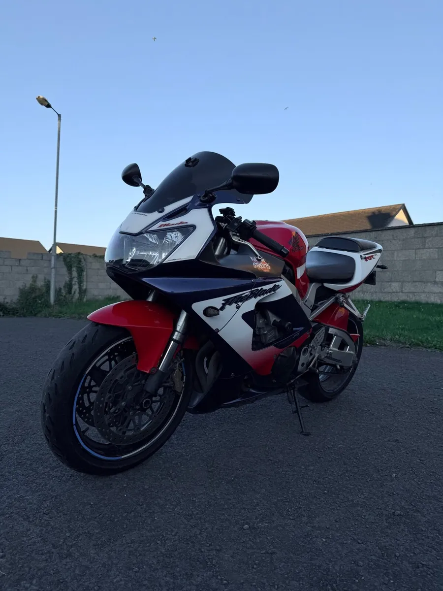 Honda CBR 929 - Image 3