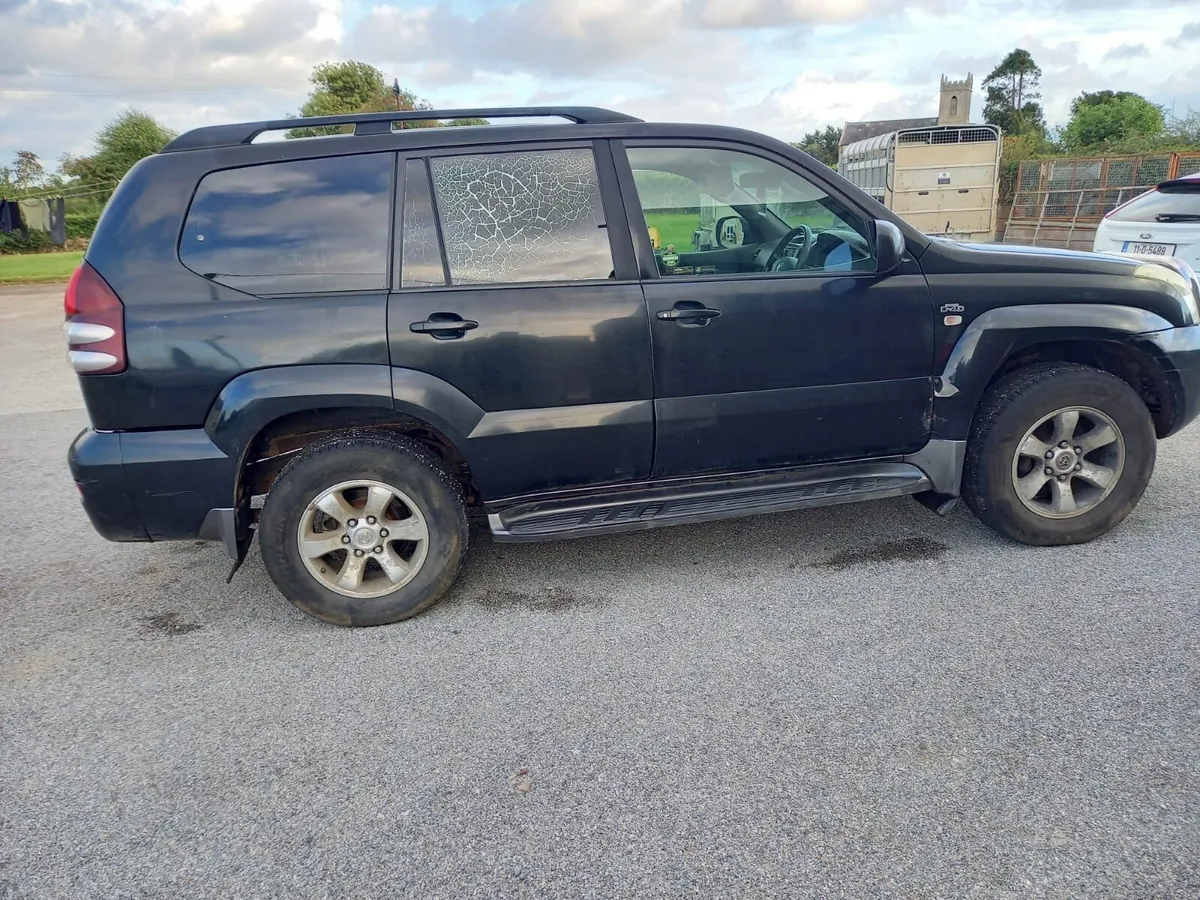 Toyota Land Cruiser 2007 - Image 2