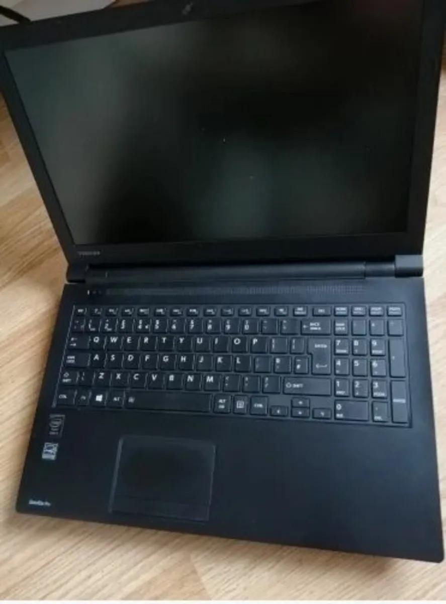 Toshiba L50 Laptop