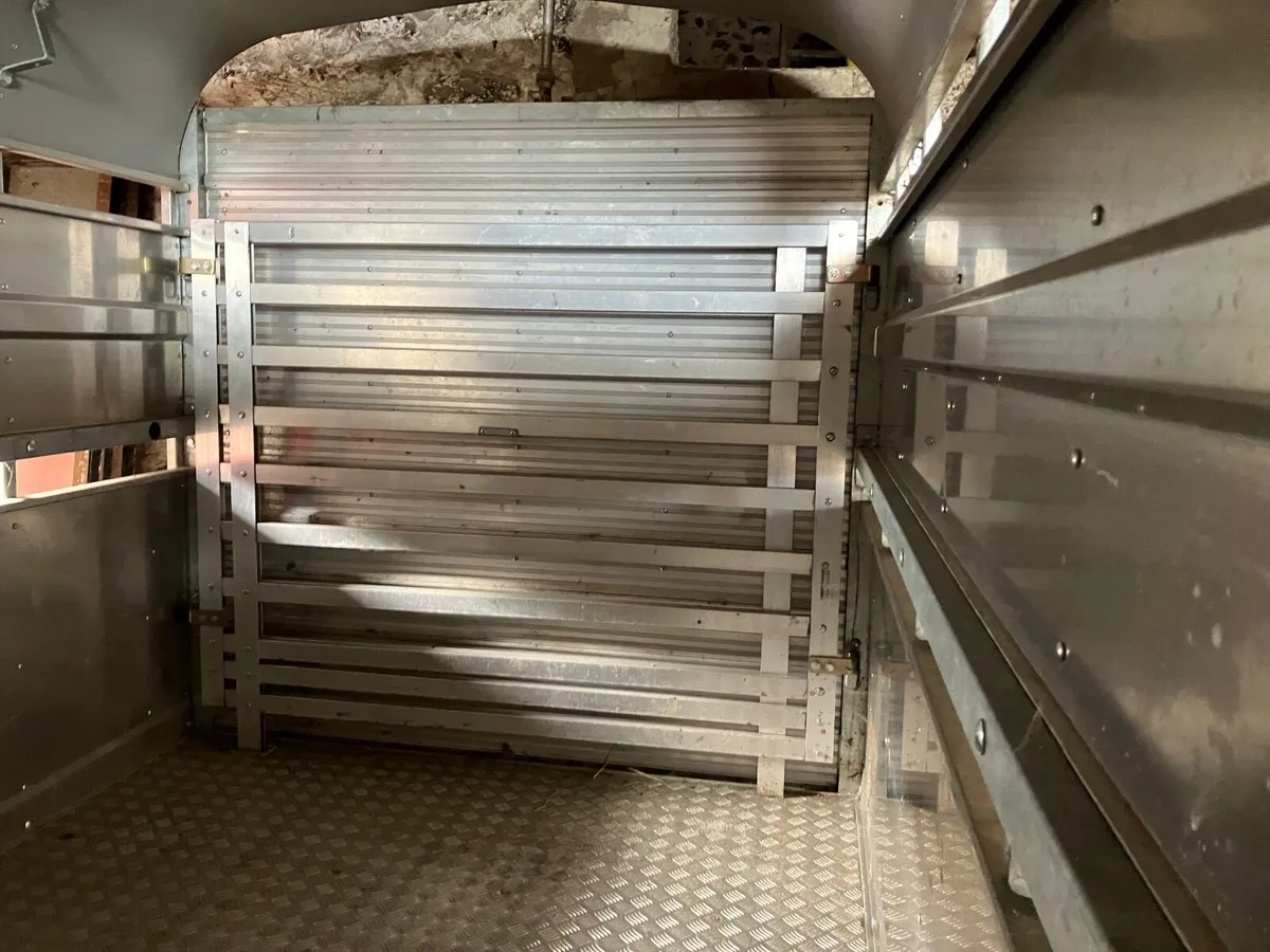 Cattle trailer - Image 2