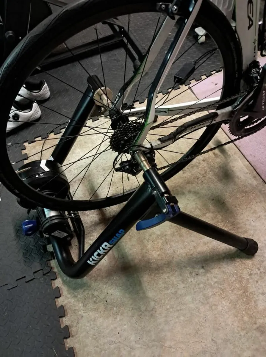 Wahoo Kickr Snap Smart Trainer + Turbo Trainer Whe - Image 1