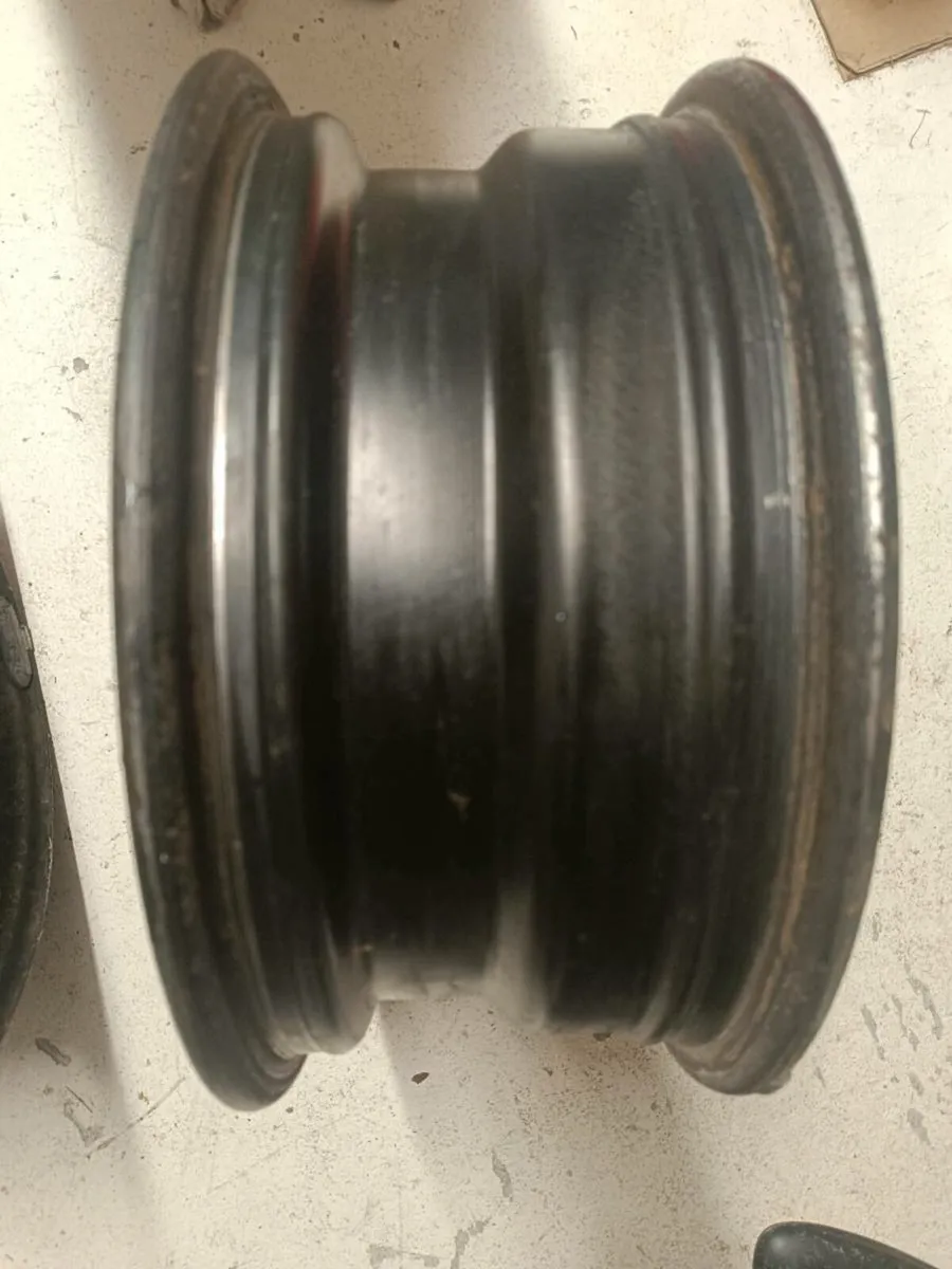 15 inch steel rims off Opel Combo - Image 4