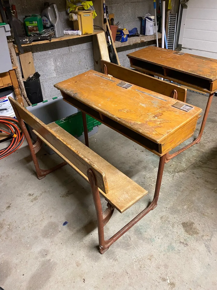 Old school desks - Image 1