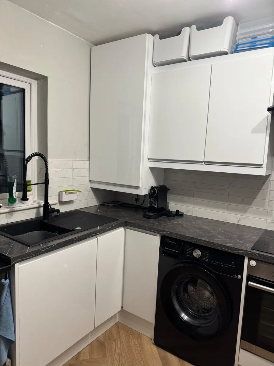 Kitchen - Image 4