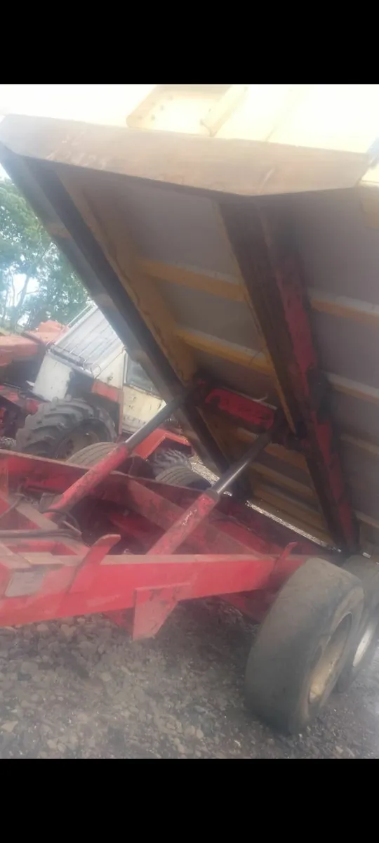 Dump trailer - Image 2