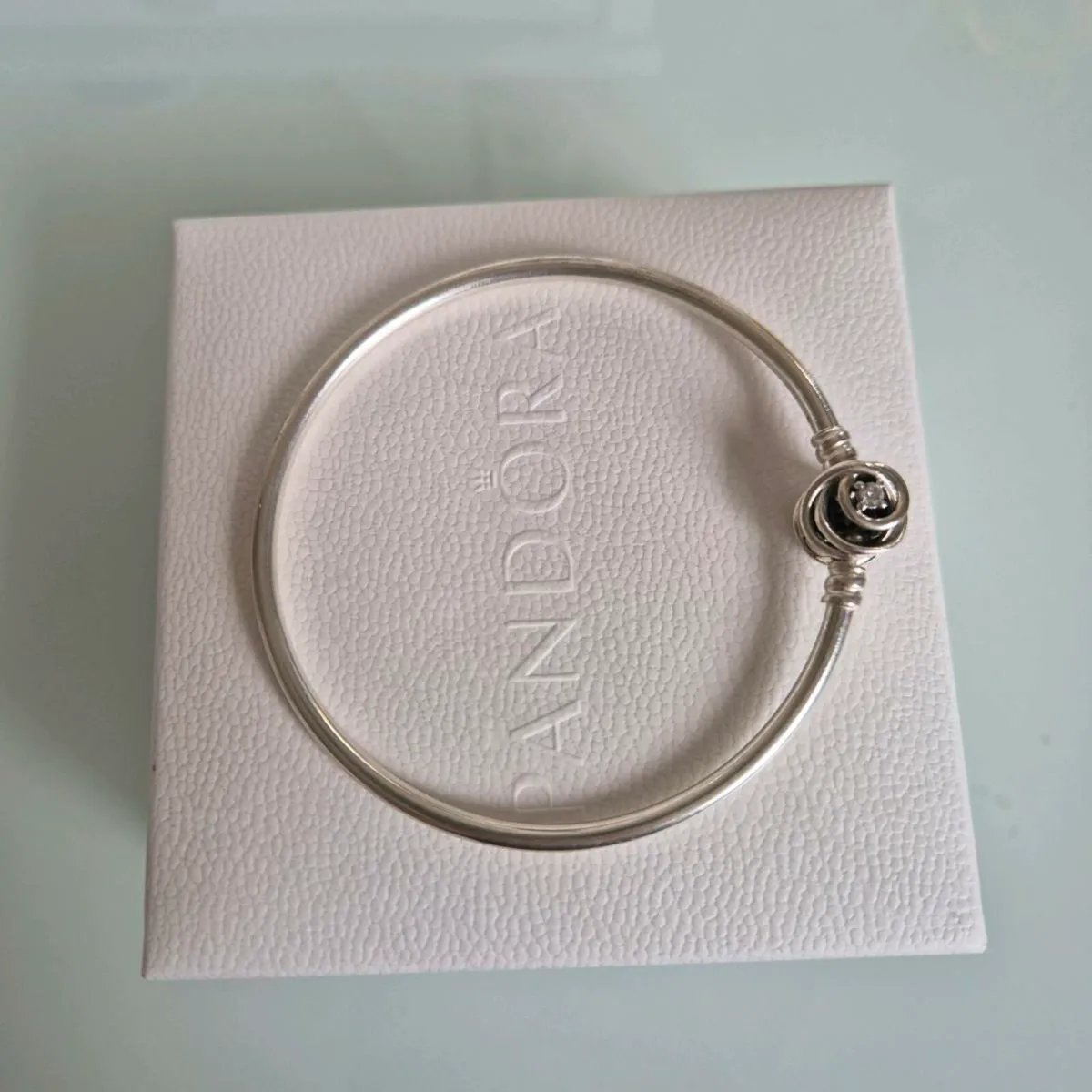 Pandora bangle bracelet moments Encircled cz claps - Image 2