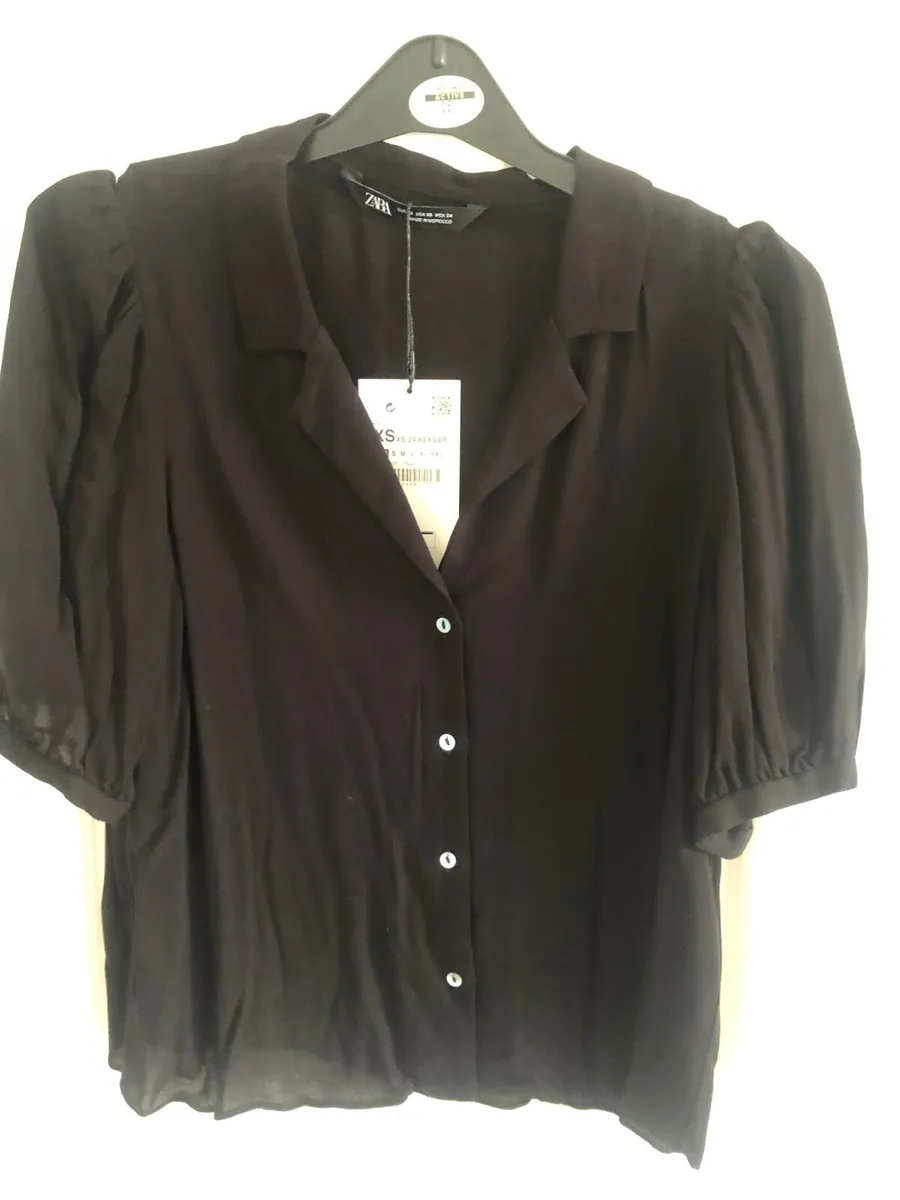 Ladies  BNWT  Zara blouse size XS €10 - Image 1