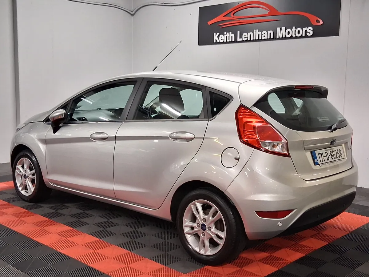 2017 Ford Fiesta **FINANCE AVAILABLE** - Image 3
