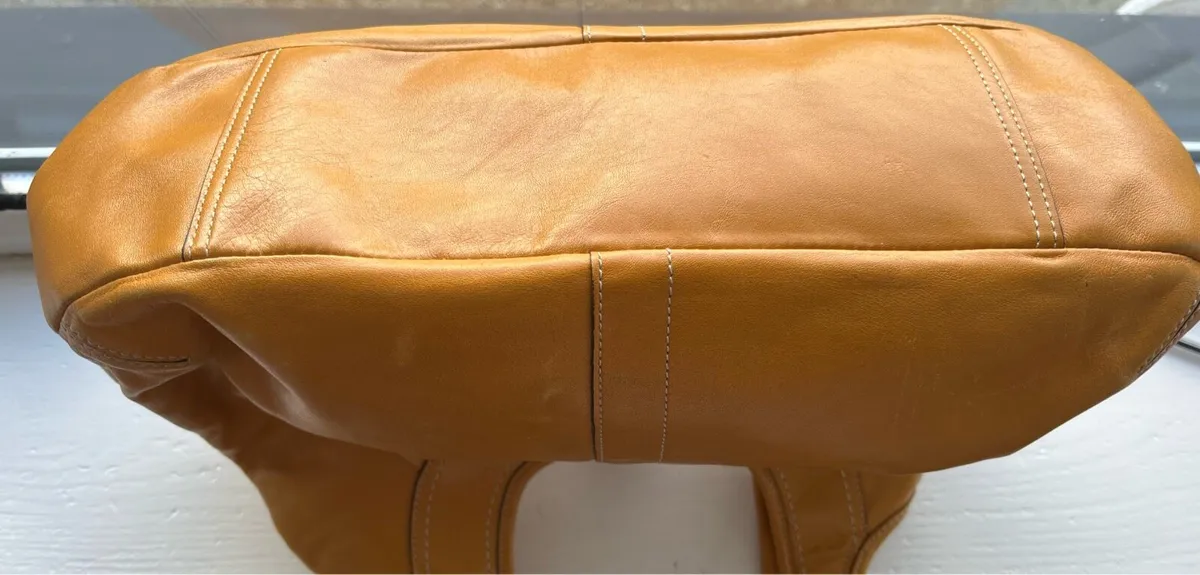 Coach Vintage Handbag - Image 4
