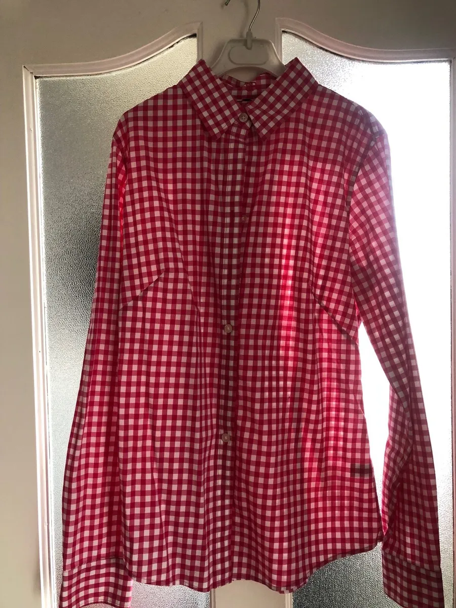 Ladies stunning shirt size 8 €10 - Image 4