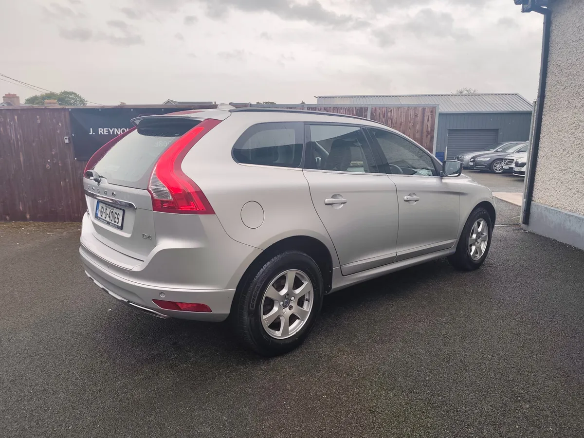 Volvo XC60 D4 automatic 2016 - Image 2