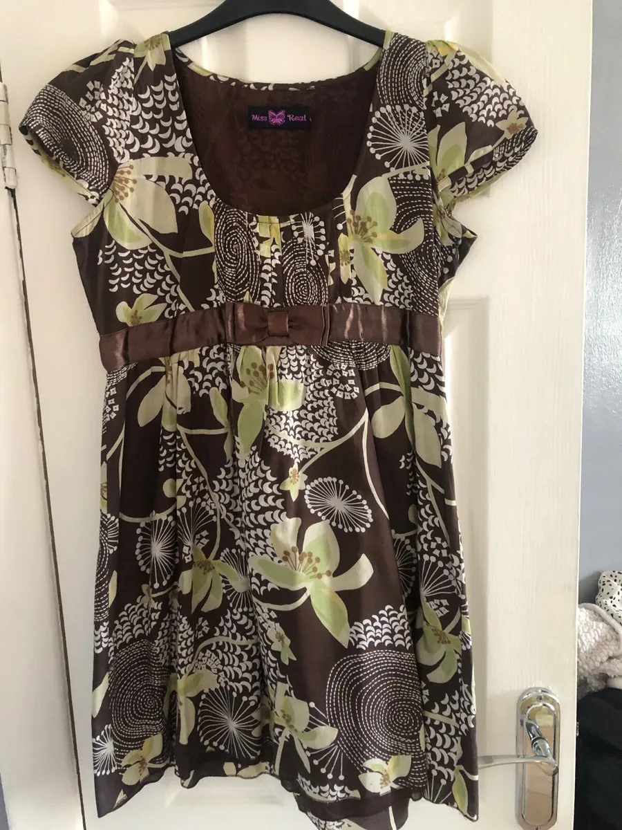 Ladies stunning dress size 12 €10 - Image 1