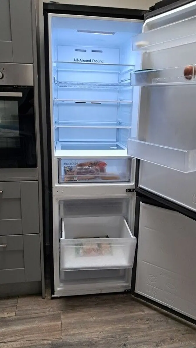 Fridge - Image 3