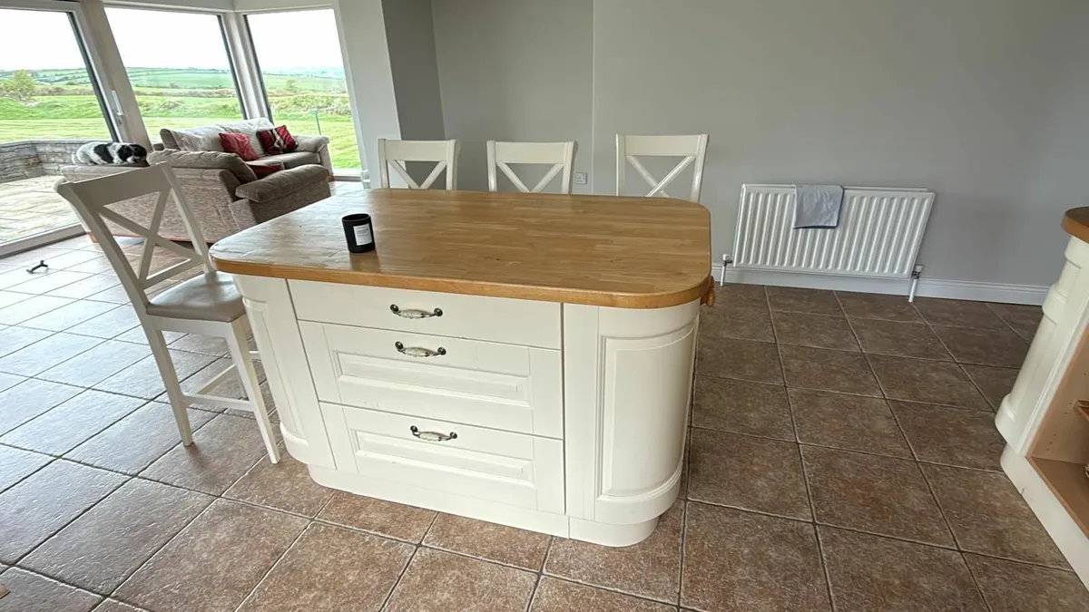 Kitchen - Image 2