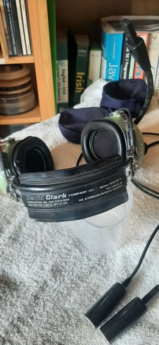 Aviation HeadSets - Image 1