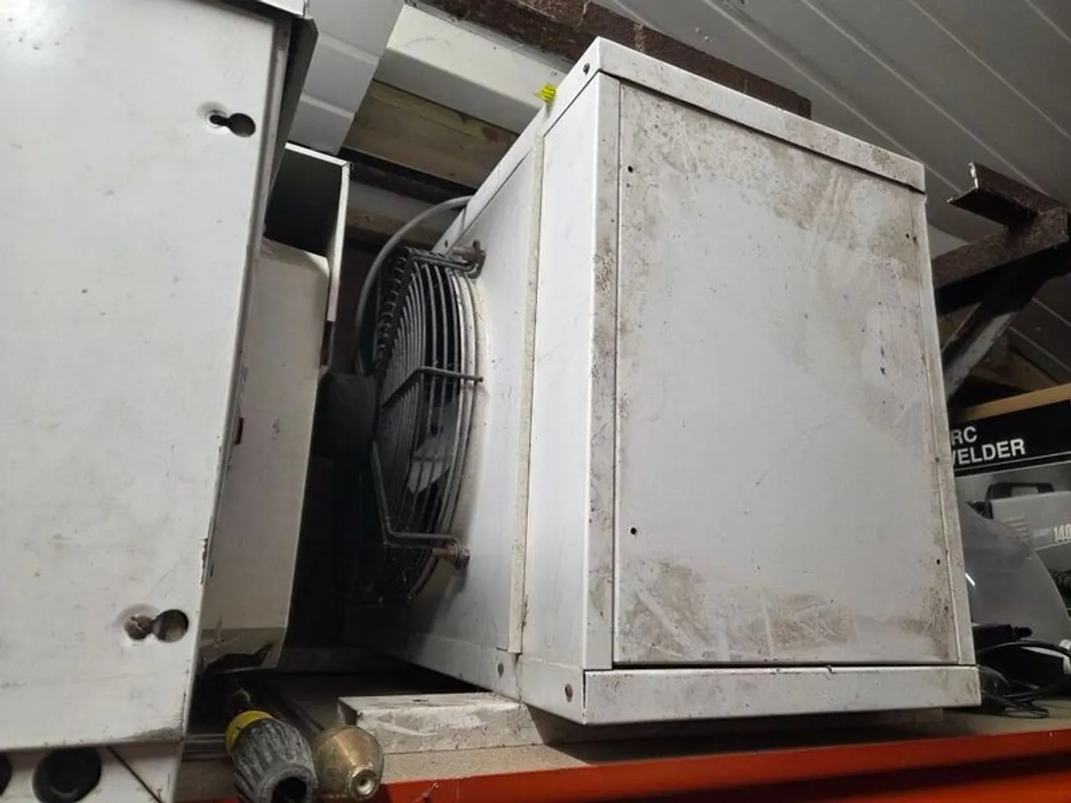 Pair of Condensers - Image 2