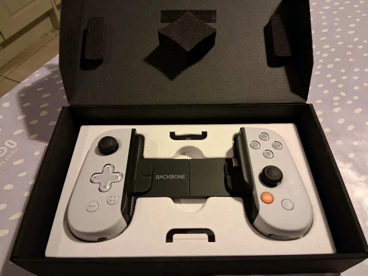 PlayStation Backbone One - Image 1