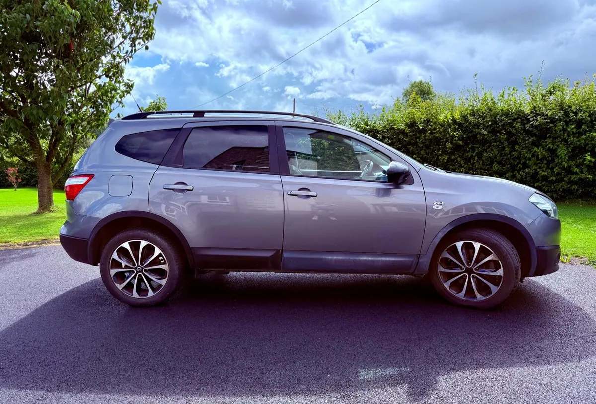 Nissan Qashqai+2 2013 - Image 2