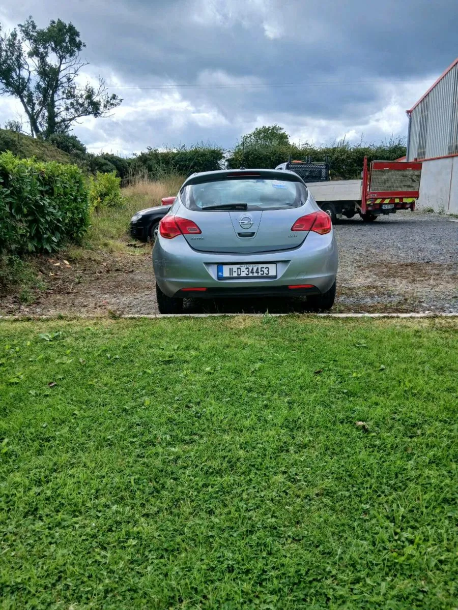 Opel Astra - Image 2