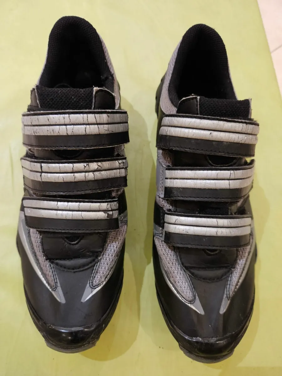 Cycling shoes - Image 2