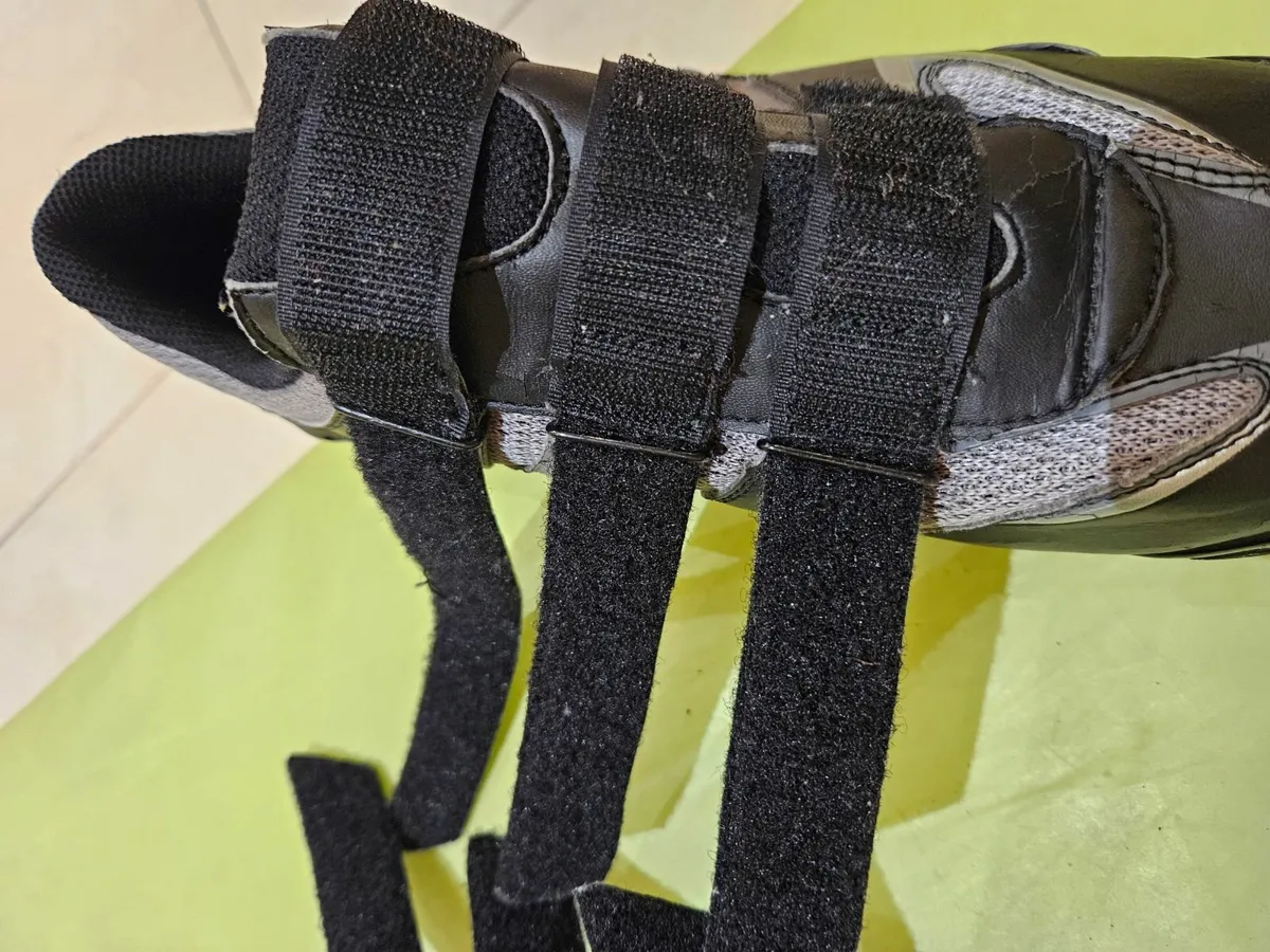 Cycling shoes - Image 4