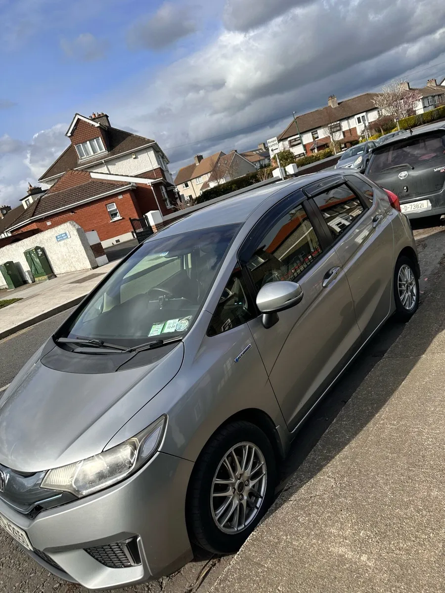 Honda FIT - Image 2