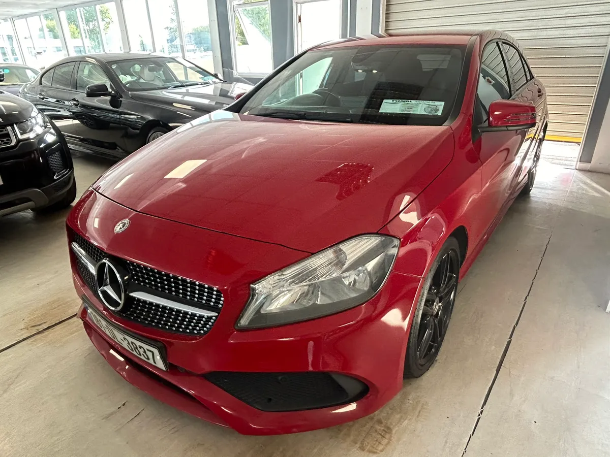 2018 MERCEDES BENZ A180 D AMG LINE AUTO - Image 2