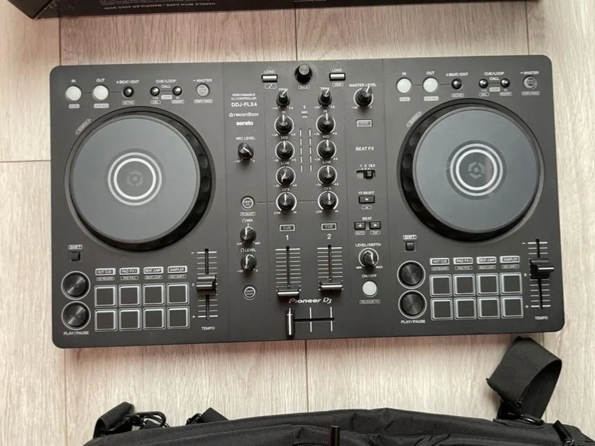 Pioneer DDJ-FLX4 - Image 2