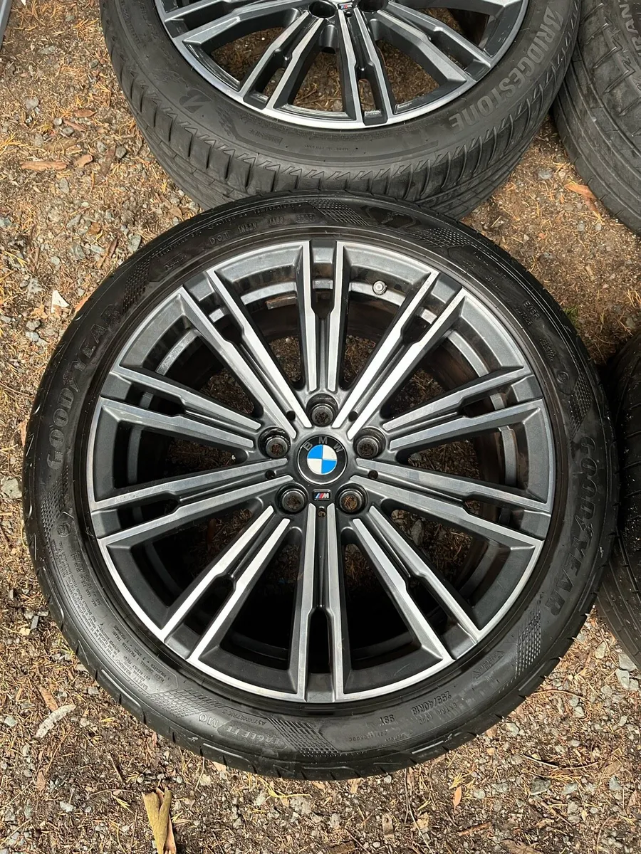18’ Genuine BMW M Sport 5x112 alloys wheels - Image 3
