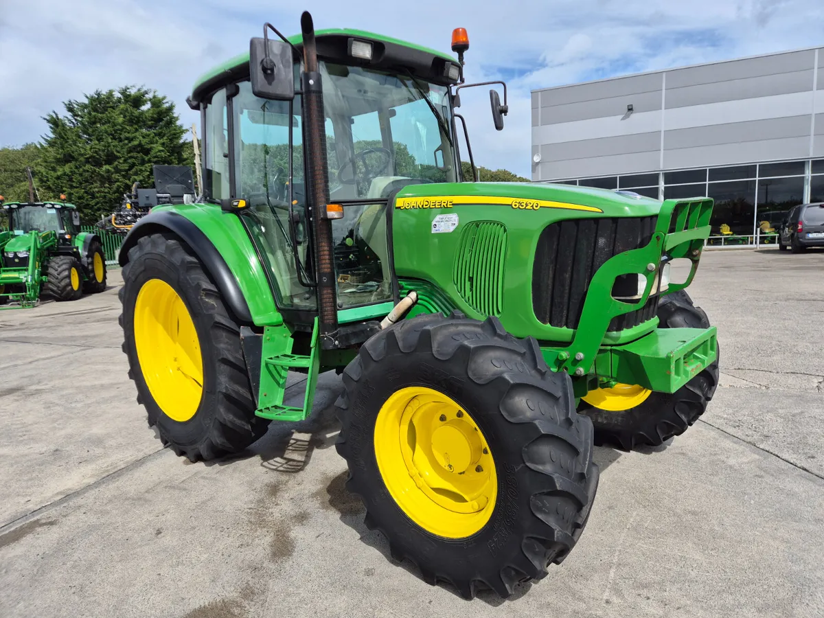 John Deere 6320 2005 - Image 1